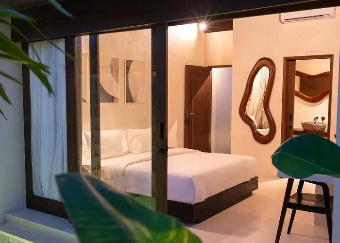 Makai Apartahotel 4*
