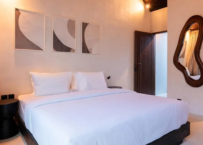 Makai Apartahotel